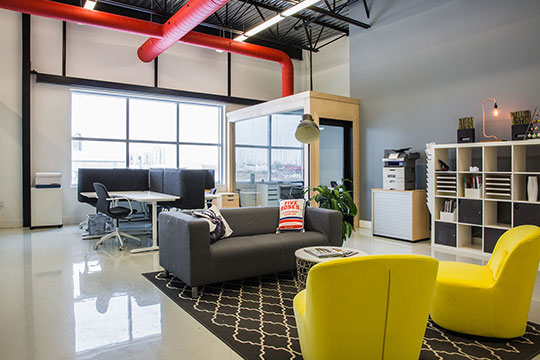 WHY CHOOSE A COWORKING SPACE